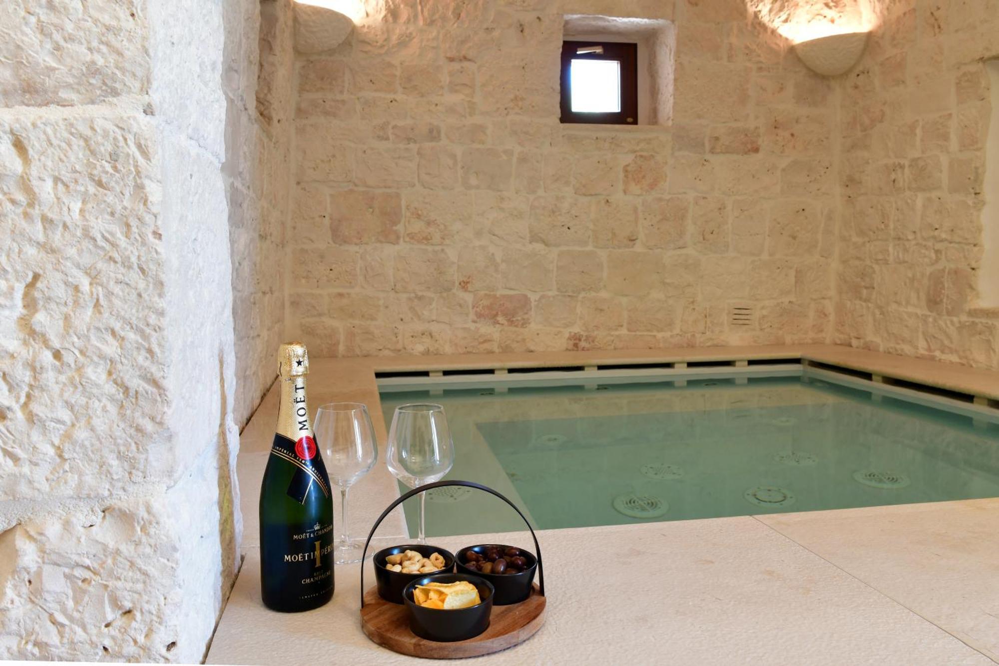 Lamarossa Trulli & Suites Antonelli Luaran gambar