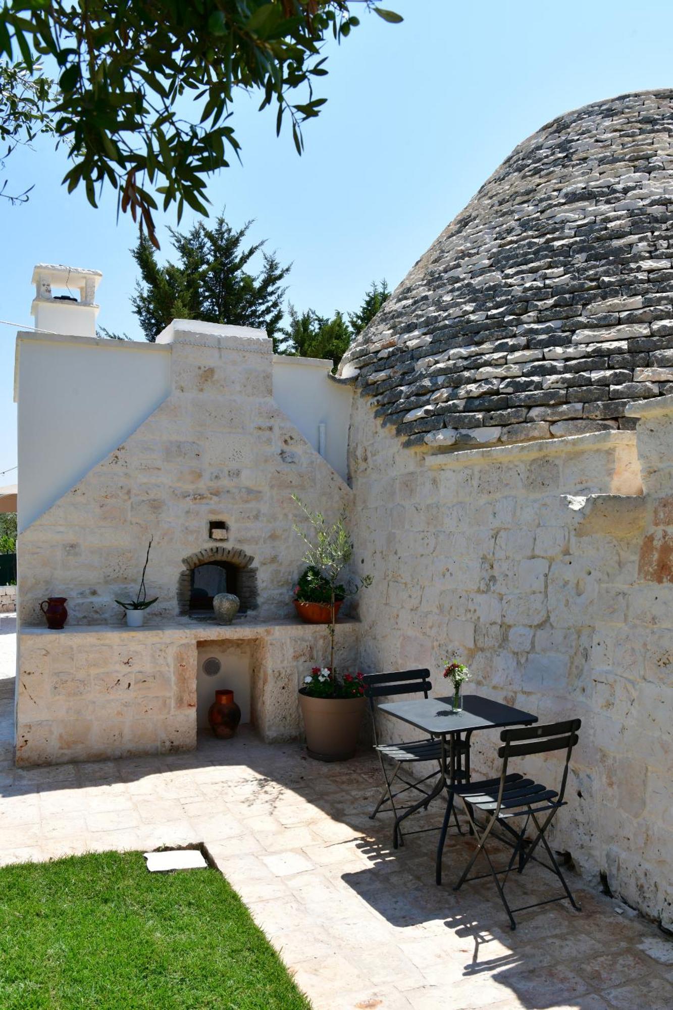 Lamarossa Trulli & Suites Antonelli Luaran gambar